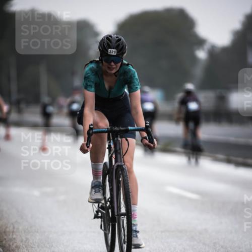 16.08.2026 - KN Förde Triathlon 2026 H.Heesch http://msf.ph/oto/9963795 16.08.2026 09:32:47 Radfahren 158, 162, 229, 238, 240, 251 meine-sportfotos.de