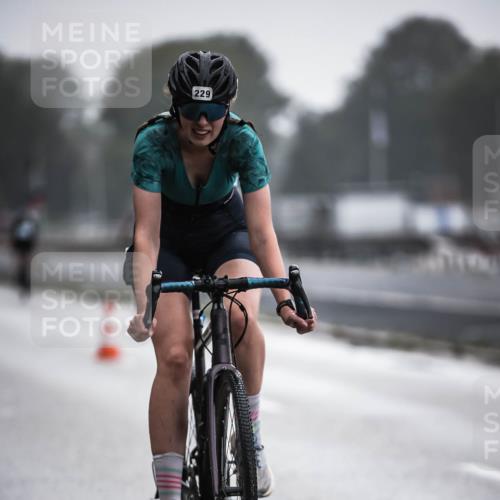 16.08.2026 - KN Förde Triathlon 2026 H.Heesch http://msf.ph/oto/9963802 16.08.2026 09:32:47 Radfahren 158, 162, 229, 238, 240, 251 meine-sportfotos.de