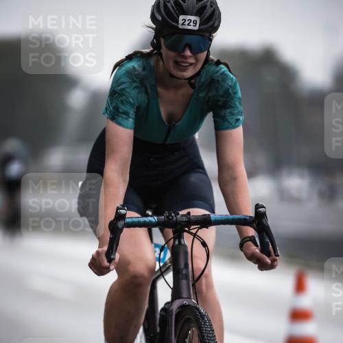 16.08.2026 - KN Förde Triathlon 2026 H.Heesch http://msf.ph/oto/9963811 16.08.2026 09:32:48 Radfahren 158, 162, 229, 238, 240, 251 meine-sportfotos.de