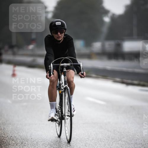 16.08.2026 - KN Förde Triathlon 2026 H.Heesch http://msf.ph/oto/9963875 16.08.2026 09:33:03 Radfahren 135, 235, 254 meine-sportfotos.de