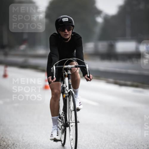 16.08.2026 - KN Förde Triathlon 2026 H.Heesch http://msf.ph/oto/9963878 16.08.2026 09:33:04 Radfahren 135, 235, 254 meine-sportfotos.de