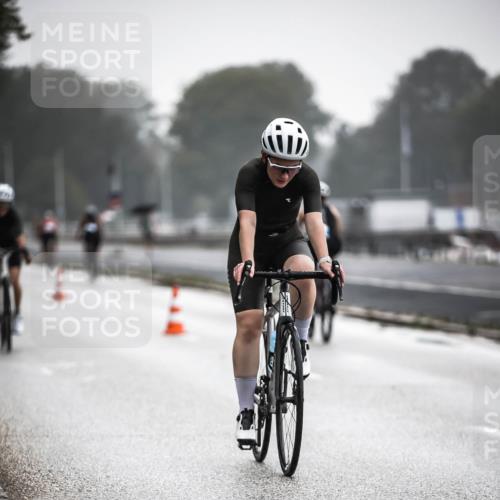 16.08.2026 - KN Förde Triathlon 2026 H.Heesch http://msf.ph/oto/9963913 16.08.2026 09:33:33 Radfahren 130, 141, 150, 224 meine-sportfotos.de