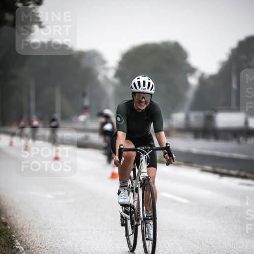 16.08.2026 - KN Förde Triathlon 2026 H.Heesch http://msf.ph/oto/9963933 16.08.2026 09:33:35 Radfahren 130, 141, 150, 224 meine-sportfotos.de