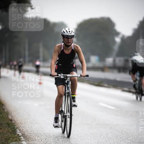 16.08.2026 - KN Förde Triathlon 2026 H.Heesch http://msf.ph/oto/9963954 16.08.2026 09:33:40 Radfahren 170, 219, 236 meine-sportfotos.de