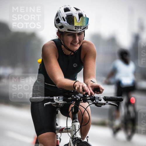 16.08.2026 - KN Förde Triathlon 2026 H.Heesch http://msf.ph/oto/9963996 16.08.2026 09:33:48 Radfahren 202 meine-sportfotos.de