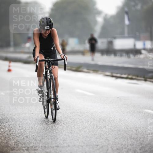 16.08.2026 - KN Förde Triathlon 2026 H.Heesch http://msf.ph/oto/9964319 16.08.2026 09:35:02 Radfahren 125, 147, 175, 197, 266, 805 meine-sportfotos.de