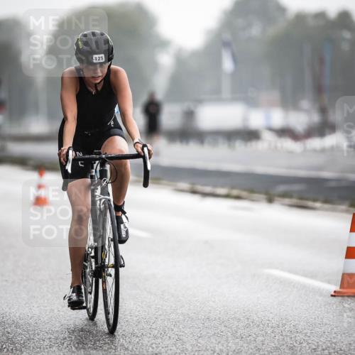 16.08.2026 - KN Förde Triathlon 2026 H.Heesch http://msf.ph/oto/9964326 16.08.2026 09:35:02 Radfahren 125, 147, 175, 197, 266, 805 meine-sportfotos.de