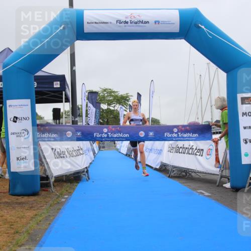 16.08.2026 - KN Förde Triathlon 2026 Markus Tischler http://msf.ph/oto/9964386 16.08.2026 10:05:40 Ziel 101, 101 meine-sportfotos.de