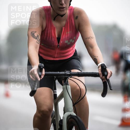 16.08.2026 - KN Förde Triathlon 2026 H.Heesch http://msf.ph/oto/9964388 16.08.2026 09:35:08 Radfahren 147, 262, 805 meine-sportfotos.de