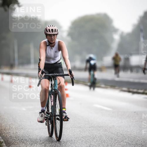 16.08.2026 - KN Förde Triathlon 2026 H.Heesch http://msf.ph/oto/9964389 16.08.2026 09:35:10 Radfahren 147, 262, 805 meine-sportfotos.de
