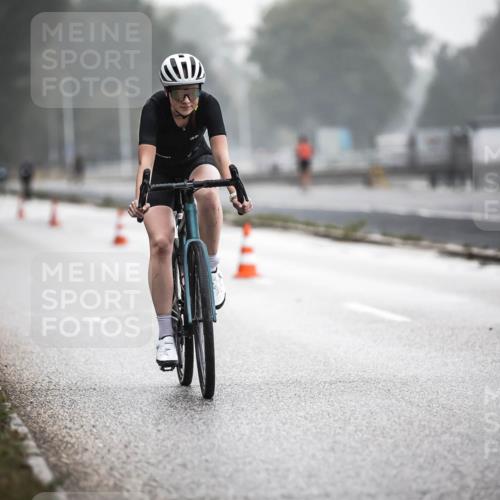16.08.2026 - KN Förde Triathlon 2026 H.Heesch http://msf.ph/oto/9964444 16.08.2026 09:35:25 Radfahren 123, 131, 161, 251 meine-sportfotos.de