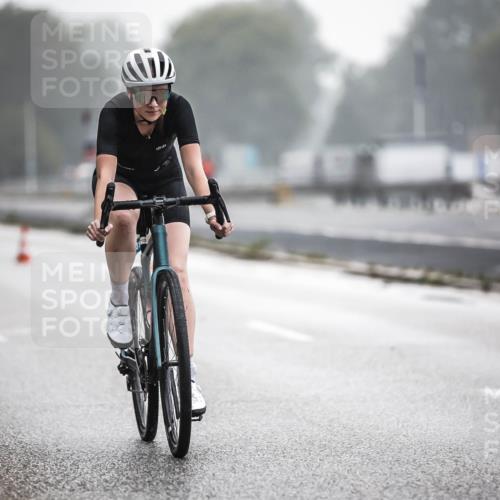 16.08.2026 - KN Förde Triathlon 2026 H.Heesch http://msf.ph/oto/9964452 16.08.2026 09:35:25 Radfahren 123, 131, 161, 251 meine-sportfotos.de