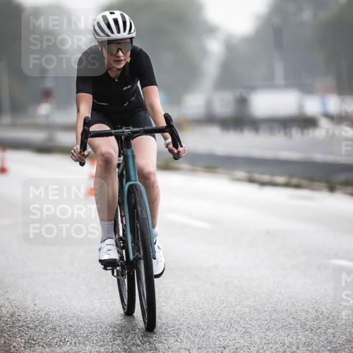 16.08.2026 - KN Förde Triathlon 2026 H.Heesch http://msf.ph/oto/9964457 16.08.2026 09:35:26 Radfahren 123, 131, 161, 251 meine-sportfotos.de