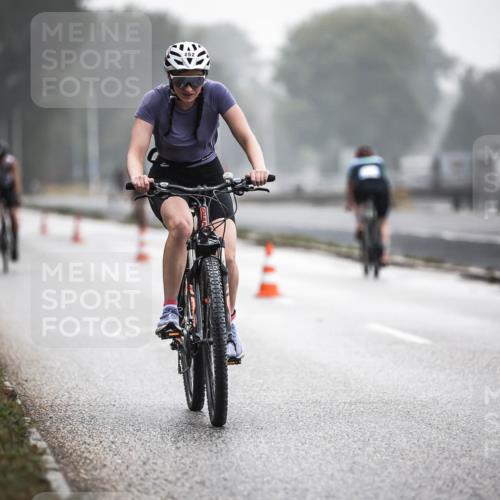 16.08.2026 - KN Förde Triathlon 2026 H.Heesch http://msf.ph/oto/9964502 16.08.2026 09:35:38 Radfahren 135, 246, 252, 263 meine-sportfotos.de
