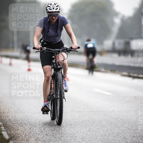 16.08.2026 - KN Förde Triathlon 2026 H.Heesch http://msf.ph/oto/9964507 16.08.2026 09:35:39 Radfahren 135, 246, 252, 263 meine-sportfotos.de