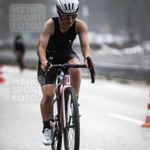 16.08.2026 - KN Förde Triathlon 2026 H.Heesch http://msf.ph/oto/9964629 16.08.2026 09:36:01 Radfahren 150, 164, 166, 178, 187, 198, 247, 261 meine-sportfotos.de