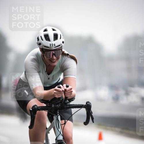 16.08.2026 - KN Förde Triathlon 2026 H.Heesch http://msf.ph/oto/9964746 16.08.2026 09:36:28 Radfahren 103, 174, 224 meine-sportfotos.de