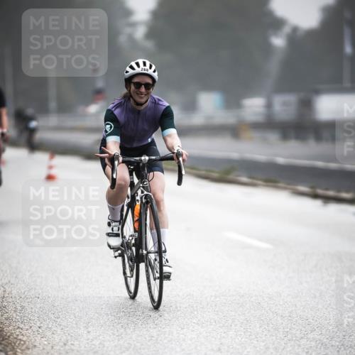 16.08.2026 - KN Förde Triathlon 2026 H.Heesch http://msf.ph/oto/9964832 16.08.2026 09:37:04 Radfahren 190, 200, 250, 268 meine-sportfotos.de