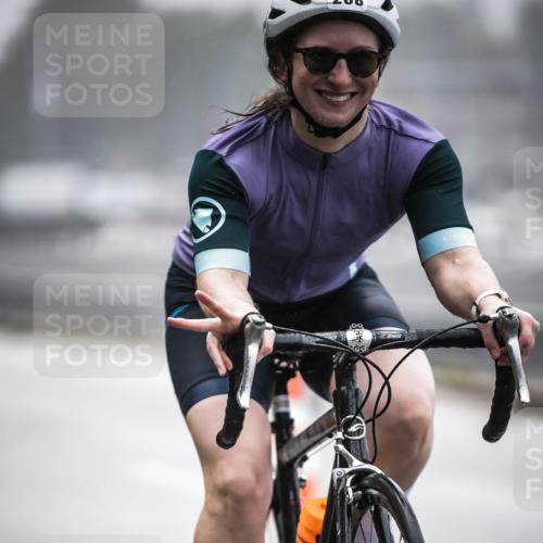 16.08.2026 - KN Förde Triathlon 2026 H.Heesch http://msf.ph/oto/9964860 16.08.2026 09:37:05 Radfahren 145, 190, 200, 250, 268 meine-sportfotos.de