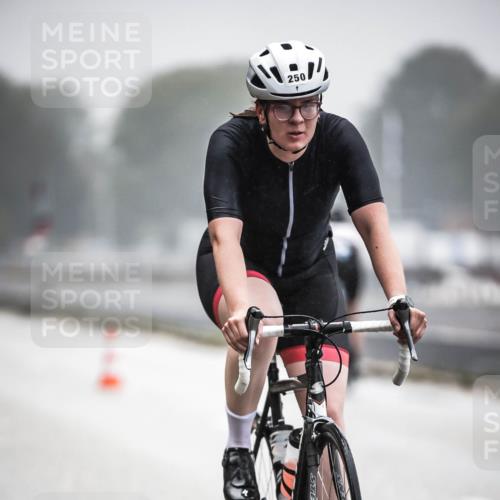 16.08.2026 - KN Förde Triathlon 2026 H.Heesch http://msf.ph/oto/9964871 16.08.2026 09:37:06 Radfahren 145, 153, 200, 250, 268 meine-sportfotos.de