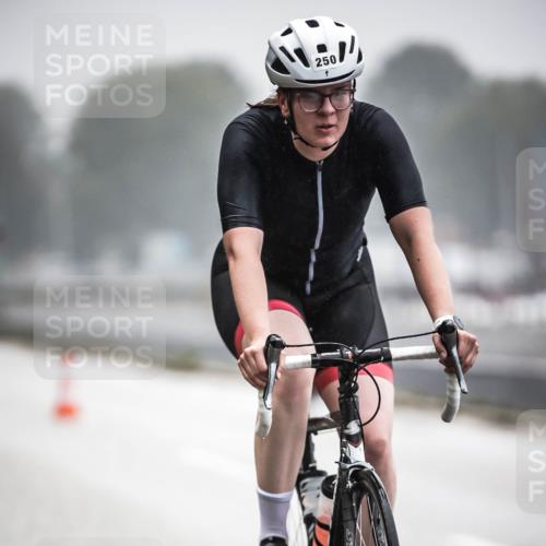 16.08.2026 - KN Förde Triathlon 2026 H.Heesch http://msf.ph/oto/9964874 16.08.2026 09:37:07 Radfahren 145, 153, 200, 250, 268 meine-sportfotos.de