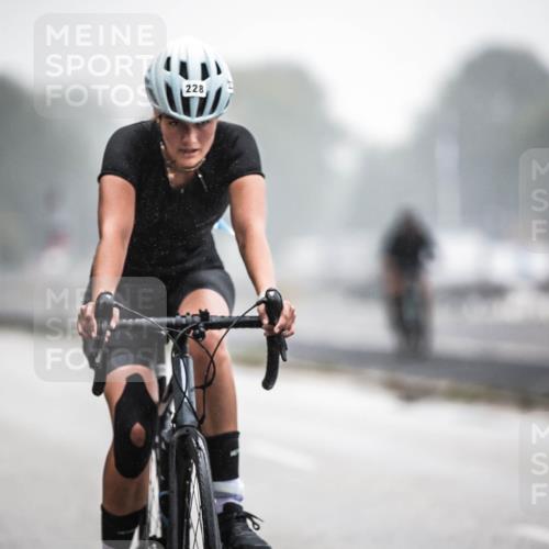 16.08.2026 - KN Förde Triathlon 2026 H.Heesch http://msf.ph/oto/9964932 16.08.2026 09:37:19 Radfahren 119, 228 meine-sportfotos.de