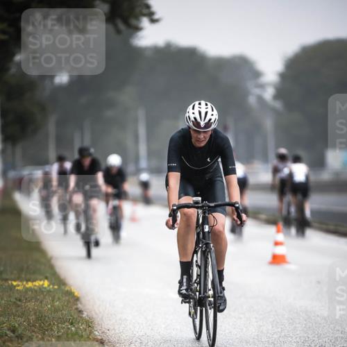 16.08.2026 - KN Förde Triathlon 2026 H.Heesch http://msf.ph/oto/9965132 16.08.2026 09:38:34 Radfahren 108, 132, 164, 178, 189, 198, 263 meine-sportfotos.de