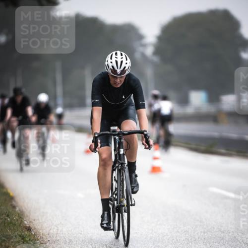 16.08.2026 - KN Förde Triathlon 2026 H.Heesch http://msf.ph/oto/9965136 16.08.2026 09:38:34 Radfahren 108, 132, 164, 178, 189, 198, 263 meine-sportfotos.de