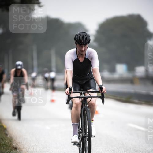16.08.2026 - KN Förde Triathlon 2026 H.Heesch http://msf.ph/oto/9965165 16.08.2026 09:38:39 Radfahren 108, 109, 164, 166, 178, 187, 192, 263 meine-sportfotos.de