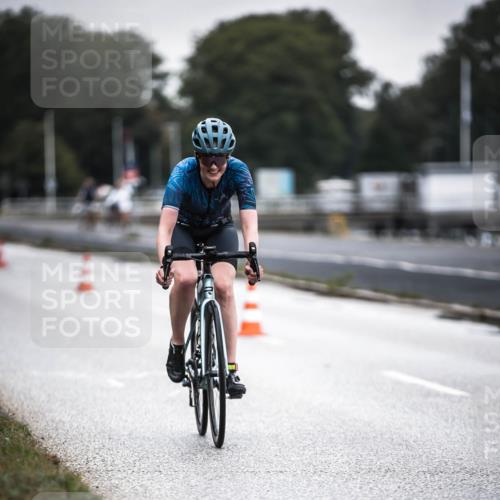 16.08.2026 - KN Förde Triathlon 2026 H.Heesch http://msf.ph/oto/9965290 16.08.2026 09:20:03 Radfahren 127, 129, 142, 148 meine-sportfotos.de