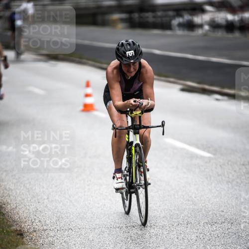 16.08.2026 - KN Förde Triathlon 2026 H.Heesch http://msf.ph/oto/9965300 16.08.2026 09:20:15 Radfahren 110, 113 meine-sportfotos.de