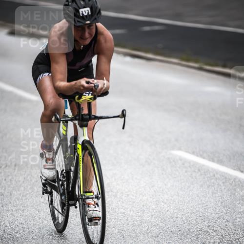 16.08.2026 - KN Förde Triathlon 2026 H.Heesch http://msf.ph/oto/9965304 16.08.2026 09:20:15 Radfahren 110, 113 meine-sportfotos.de