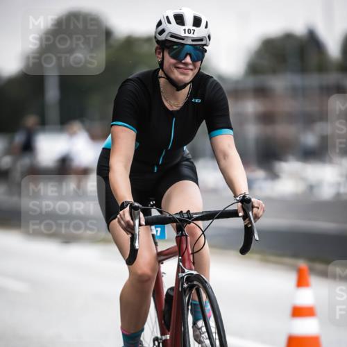16.08.2026 - KN Förde Triathlon 2026 H.Heesch http://msf.ph/oto/9965349 16.08.2026 09:21:05 Radfahren 107, 118, 125, 160 meine-sportfotos.de