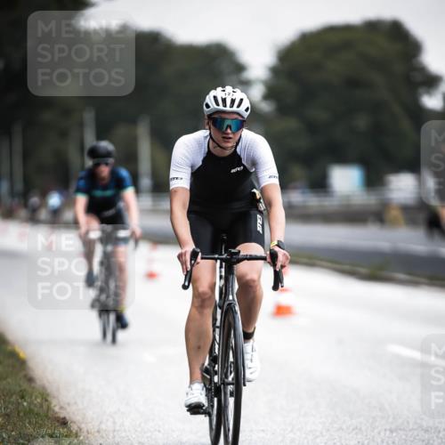 16.08.2026 - KN Förde Triathlon 2026 H.Heesch http://msf.ph/oto/9965391 16.08.2026 09:22:29 Radfahren 127, 148 meine-sportfotos.de