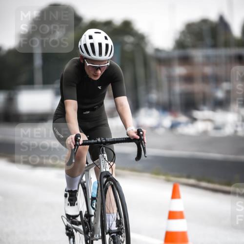 16.08.2026 - KN Förde Triathlon 2026 H.Heesch http://msf.ph/oto/9965428 16.08.2026 09:23:00 Radfahren 104, 123, 130, 145, 150, 153, 159 meine-sportfotos.de