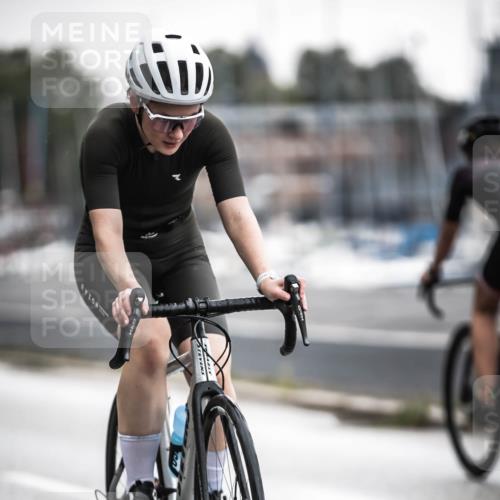 16.08.2026 - KN Förde Triathlon 2026 H.Heesch http://msf.ph/oto/9965430 16.08.2026 09:23:00 Radfahren 104, 123, 130, 145, 150, 153, 159 meine-sportfotos.de