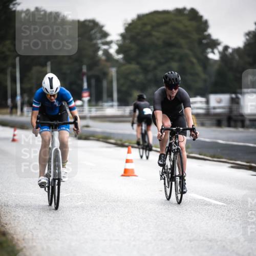 16.08.2026 - KN Förde Triathlon 2026 H.Heesch http://msf.ph/oto/9965437 16.08.2026 09:23:04 Radfahren 104, 123, 145, 149, 150, 159 meine-sportfotos.de