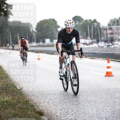 16.08.2026 - KN Förde Triathlon 2026 H.Heesch http://msf.ph/oto/9965564 16.08.2026 09:24:06 Radfahren 105, 108, 120, 154 meine-sportfotos.de