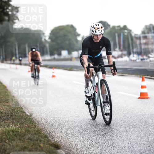 16.08.2026 - KN Förde Triathlon 2026 H.Heesch http://msf.ph/oto/9965565 16.08.2026 09:24:06 Radfahren 105, 108, 120, 154 meine-sportfotos.de