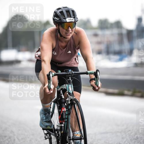 16.08.2026 - KN Förde Triathlon 2026 H.Heesch http://msf.ph/oto/9965582 16.08.2026 09:24:08 Radfahren 105, 108, 120, 154 meine-sportfotos.de