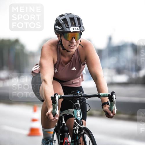 16.08.2026 - KN Förde Triathlon 2026 H.Heesch http://msf.ph/oto/9965585 16.08.2026 09:24:08 Radfahren 105, 108, 120, 154 meine-sportfotos.de