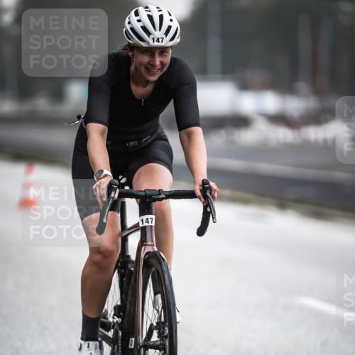16.08.2026 - KN Förde Triathlon 2026 H.Heesch http://msf.ph/oto/9965600 16.08.2026 09:24:20 Radfahren 147, 175, 183, 197 meine-sportfotos.de