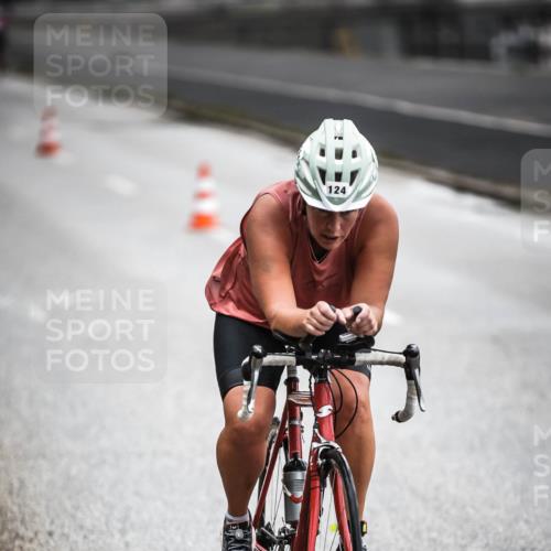 16.08.2026 - KN Förde Triathlon 2026 H.Heesch http://msf.ph/oto/9965628 16.08.2026 09:24:42 Radfahren 124, 158, 162 meine-sportfotos.de