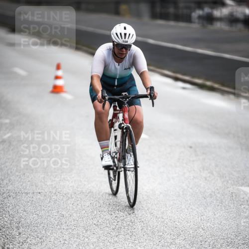16.08.2026 - KN Förde Triathlon 2026 H.Heesch http://msf.ph/oto/9965642 16.08.2026 09:24:45 Radfahren 124, 138, 158, 162, 189 meine-sportfotos.de