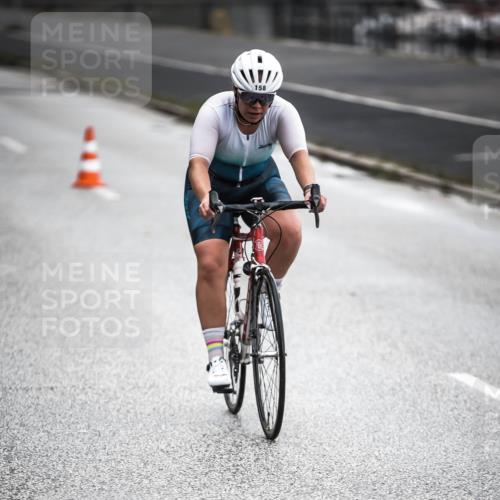 16.08.2026 - KN Förde Triathlon 2026 H.Heesch http://msf.ph/oto/9965644 16.08.2026 09:24:45 Radfahren 124, 138, 158, 162, 189 meine-sportfotos.de
