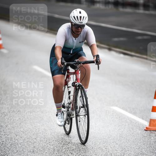 16.08.2026 - KN Förde Triathlon 2026 H.Heesch http://msf.ph/oto/9965648 16.08.2026 09:24:45 Radfahren 124, 138, 158, 162, 189 meine-sportfotos.de