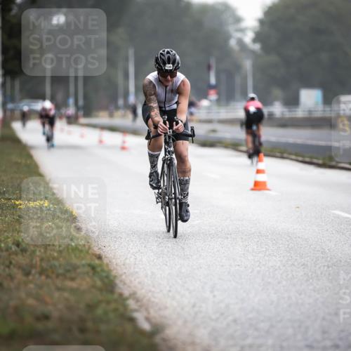 16.08.2026 - KN Förde Triathlon 2026 H.Heesch http://msf.ph/oto/9965656 16.08.2026 09:24:58 Radfahren 135, 156, 168, 172 meine-sportfotos.de