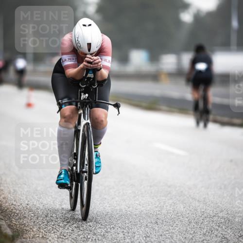 16.08.2026 - KN Förde Triathlon 2026 H.Heesch http://msf.ph/oto/9965680 16.08.2026 09:25:04 Radfahren 165, 168 meine-sportfotos.de