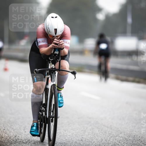 16.08.2026 - KN Förde Triathlon 2026 H.Heesch http://msf.ph/oto/9965683 16.08.2026 09:25:04 Radfahren 165, 168 meine-sportfotos.de