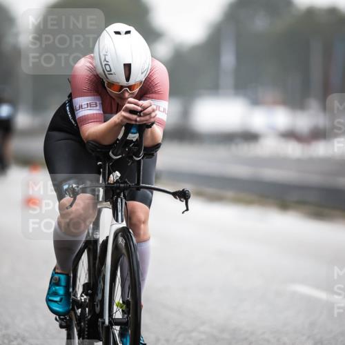 16.08.2026 - KN Förde Triathlon 2026 H.Heesch http://msf.ph/oto/9965688 16.08.2026 09:25:05 Radfahren 165, 187 meine-sportfotos.de